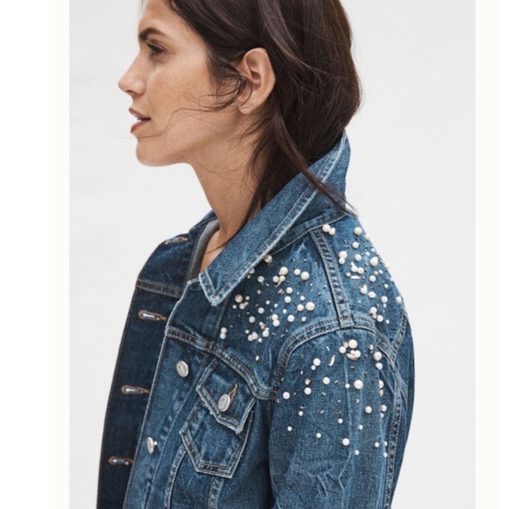 NWOT Pilcro and The Letterpress Blue Pearl Denim Trucker Jacket